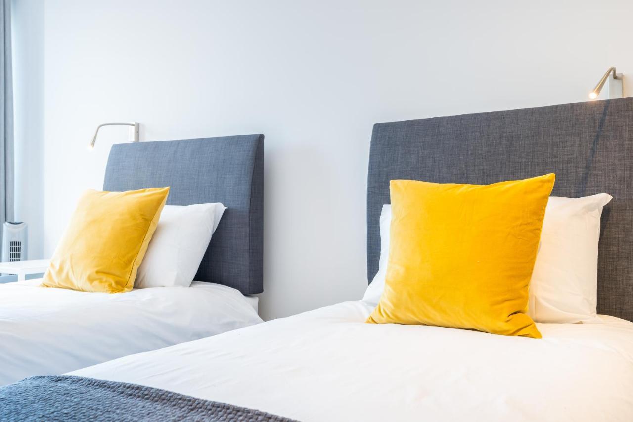 St Albans 2 Bed Luxury City Apartment, 5 Mins Walk To Train & Allocated Parking Exteriör bild