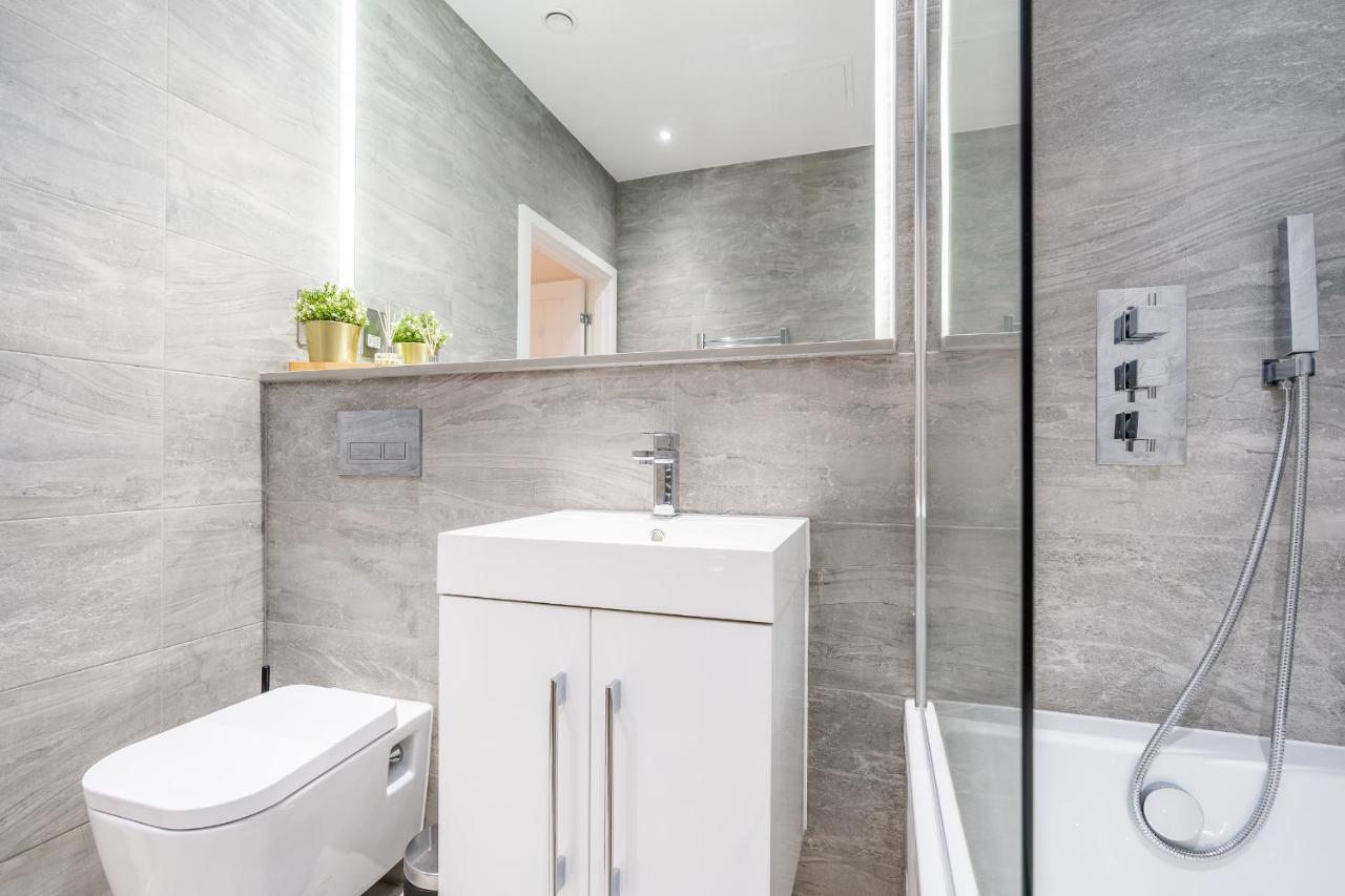 St Albans 2 Bed Luxury City Apartment, 5 Mins Walk To Train & Allocated Parking Exteriör bild